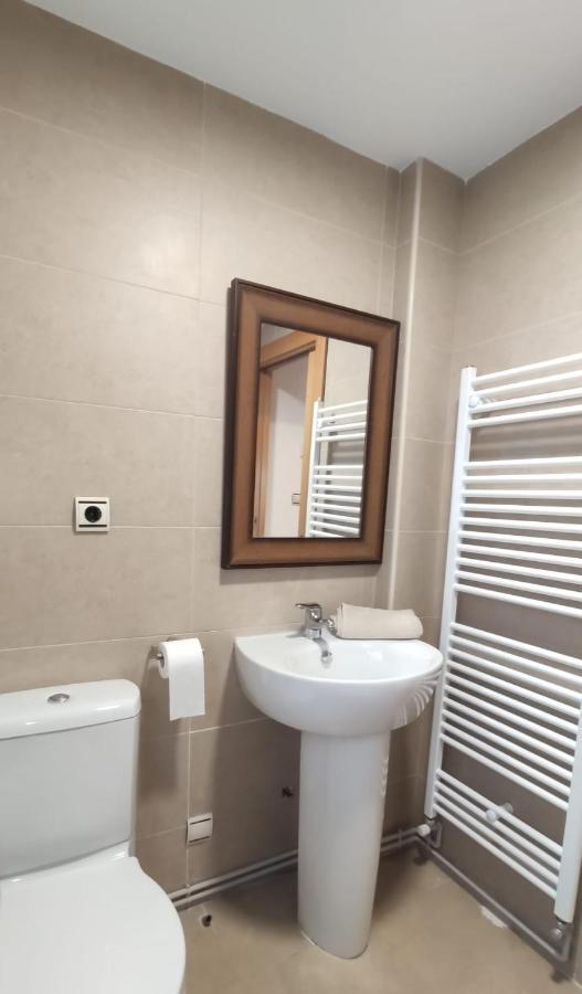 Apartamento La Anaza Villanúa Buitenkant foto