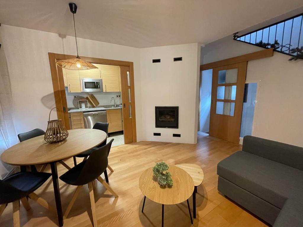 Apartamento La Anaza Villanúa Buitenkant foto
